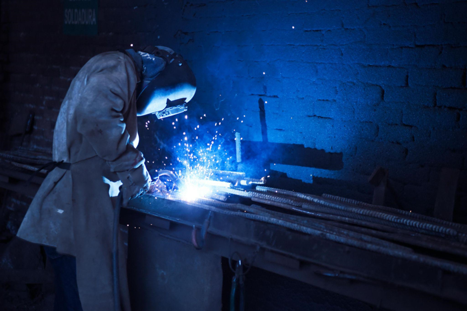 A Importância da Formação Técnica em Metalurgia para Candidatos a Trainee